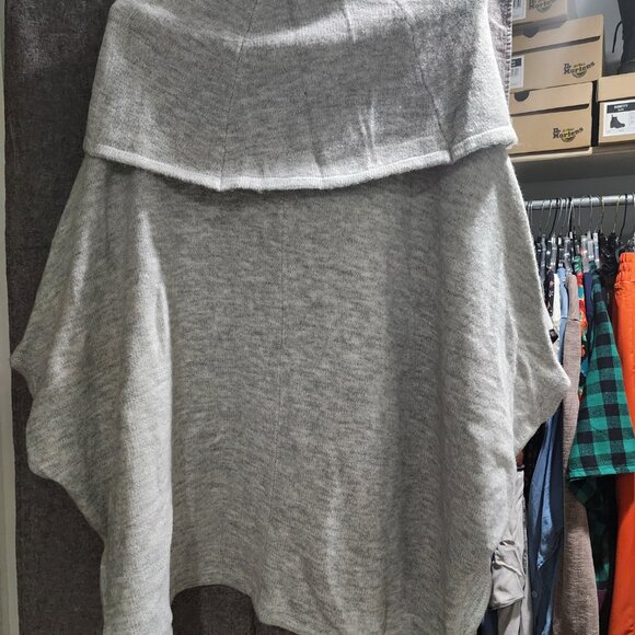 Echo Verde Kanga Kowl Sweater - Picture 5 of 5